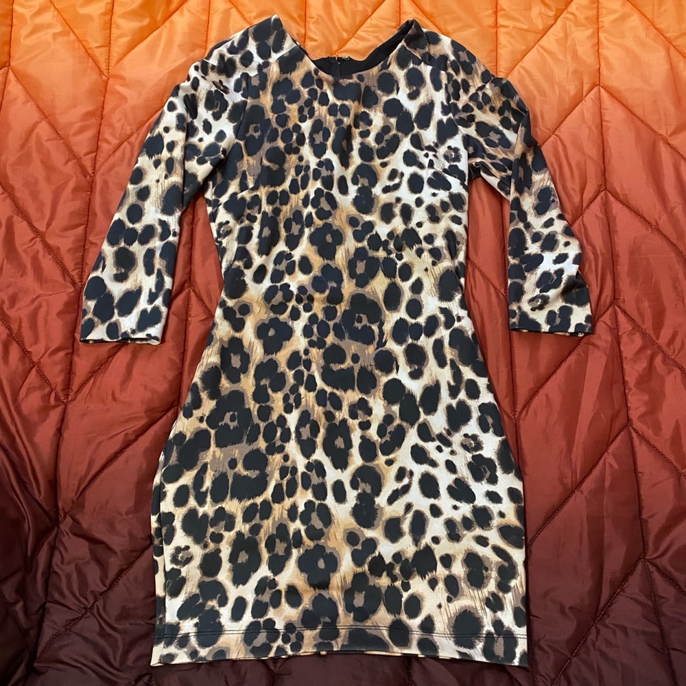 Bebe leopard 🐆 dress S 3/4 sleeves